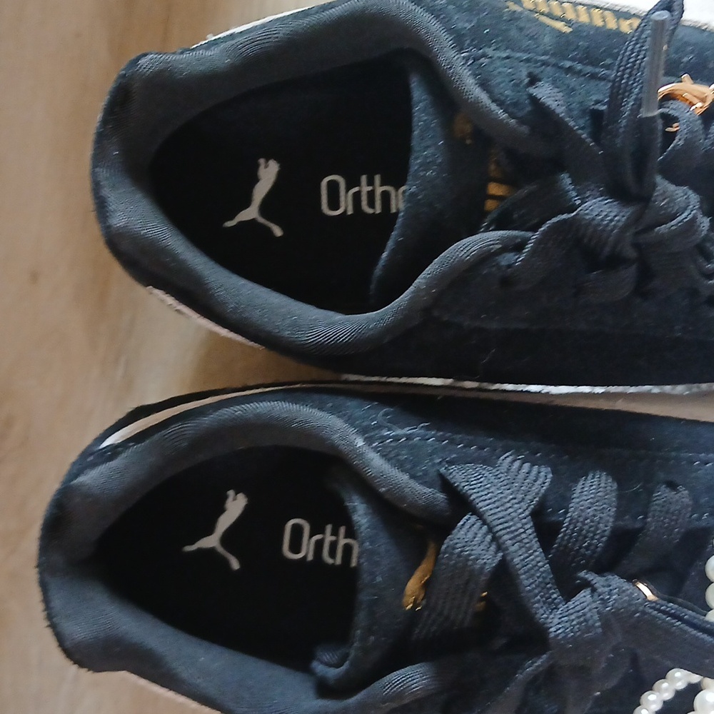 Puma Speedcat  Black and White Sneakers with Charms - Picture 4 of 8